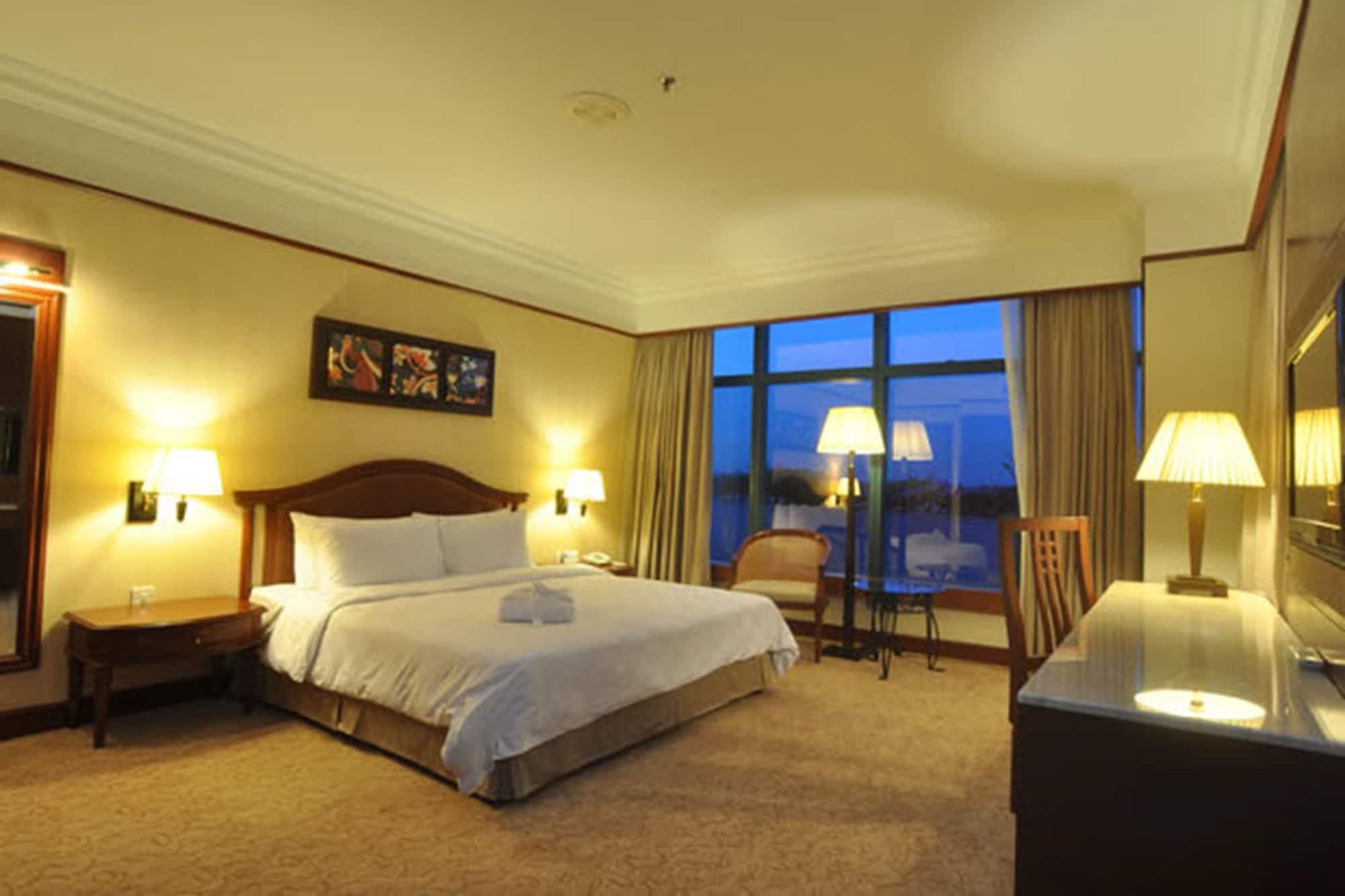 Gbw Hotel Джохор Бахру Екстериор снимка