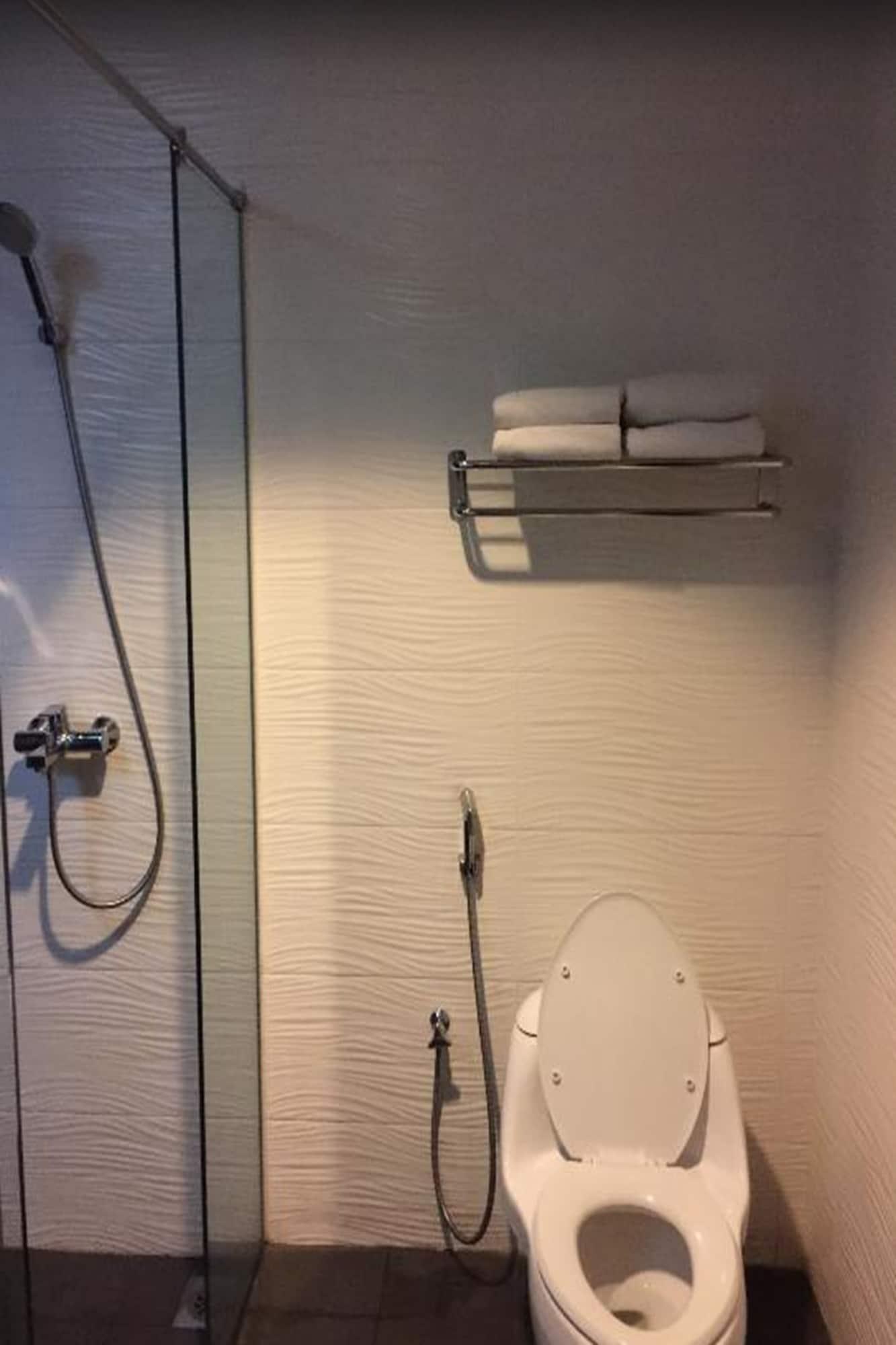 Gbw Hotel Джохор Бахру Екстериор снимка