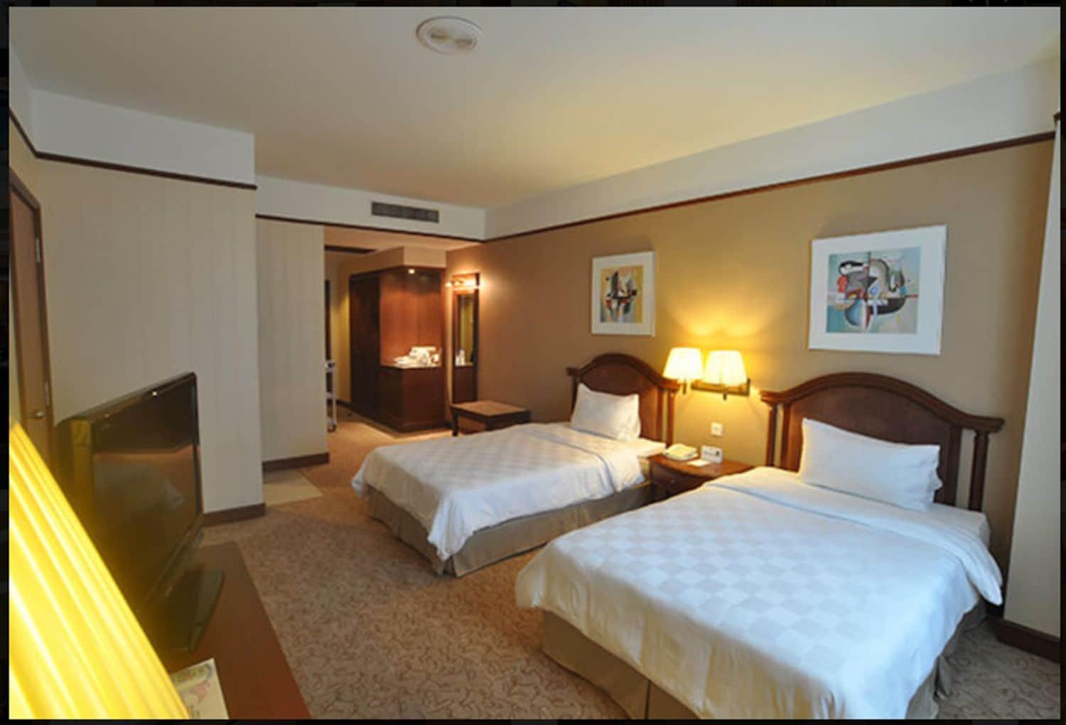 Gbw Hotel Джохор Бахру Екстериор снимка
