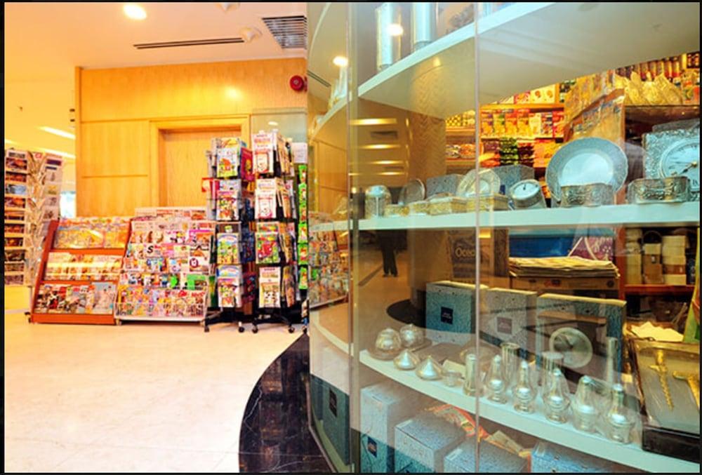 Gbw Hotel Джохор Бахру Екстериор снимка