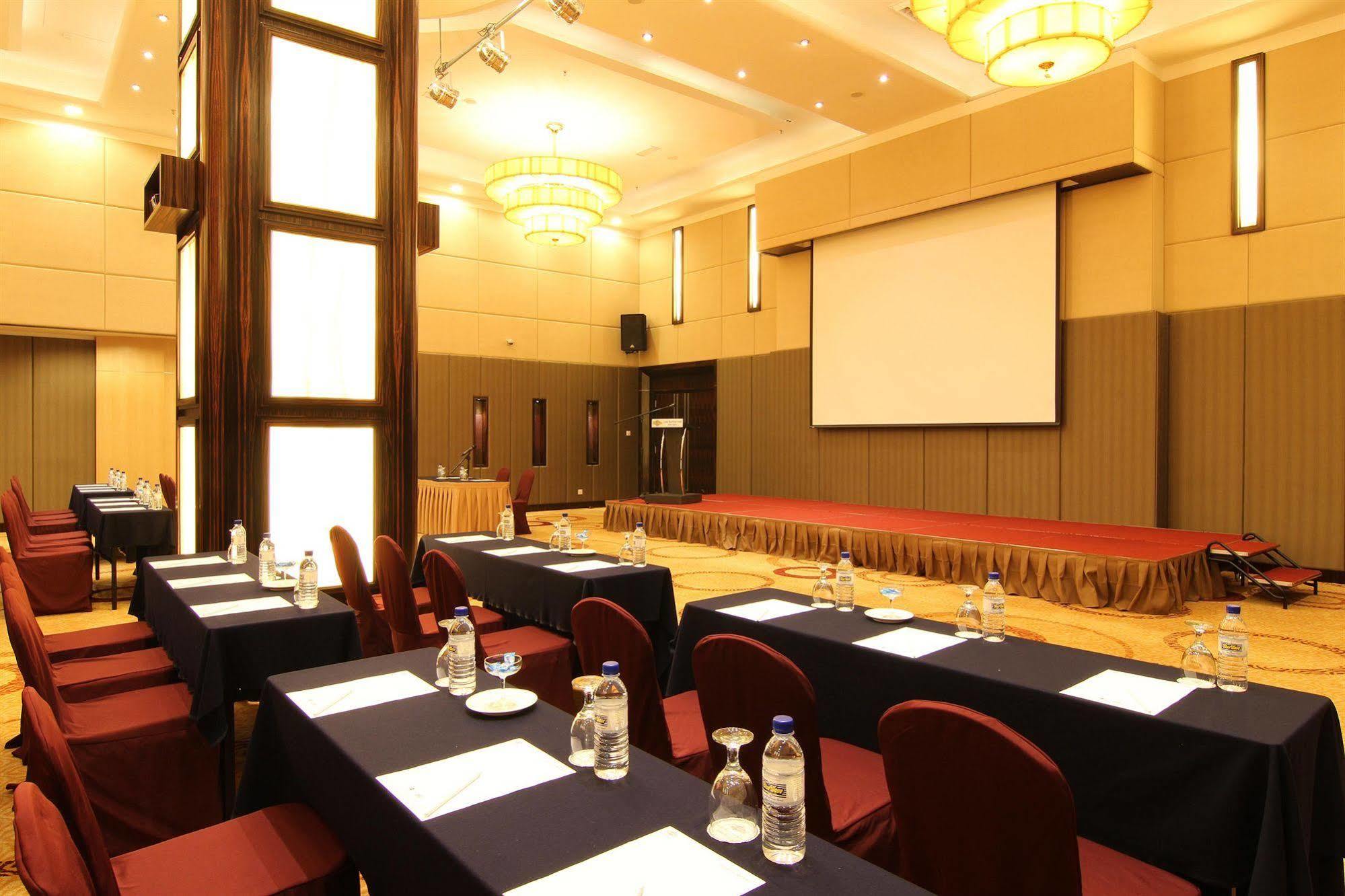 Gbw Hotel Джохор Бахру Екстериор снимка
